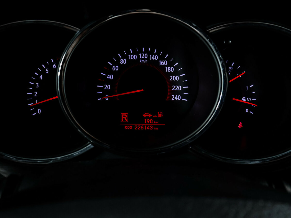Купить Kia Sorento с пробегом. Фото: #10