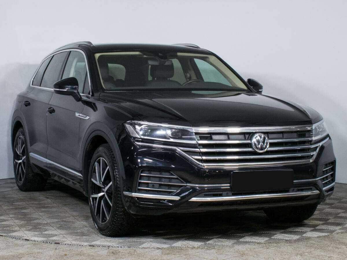 Купить Volkswagen Touareg с пробегом. Фото: #2