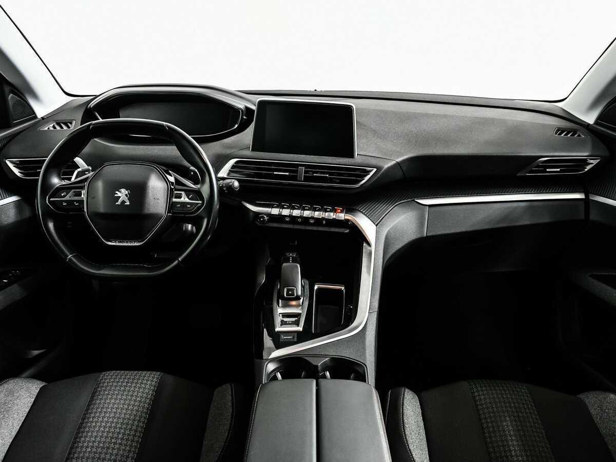 Купить Peugeot 5008 с пробегом. Фото: #10