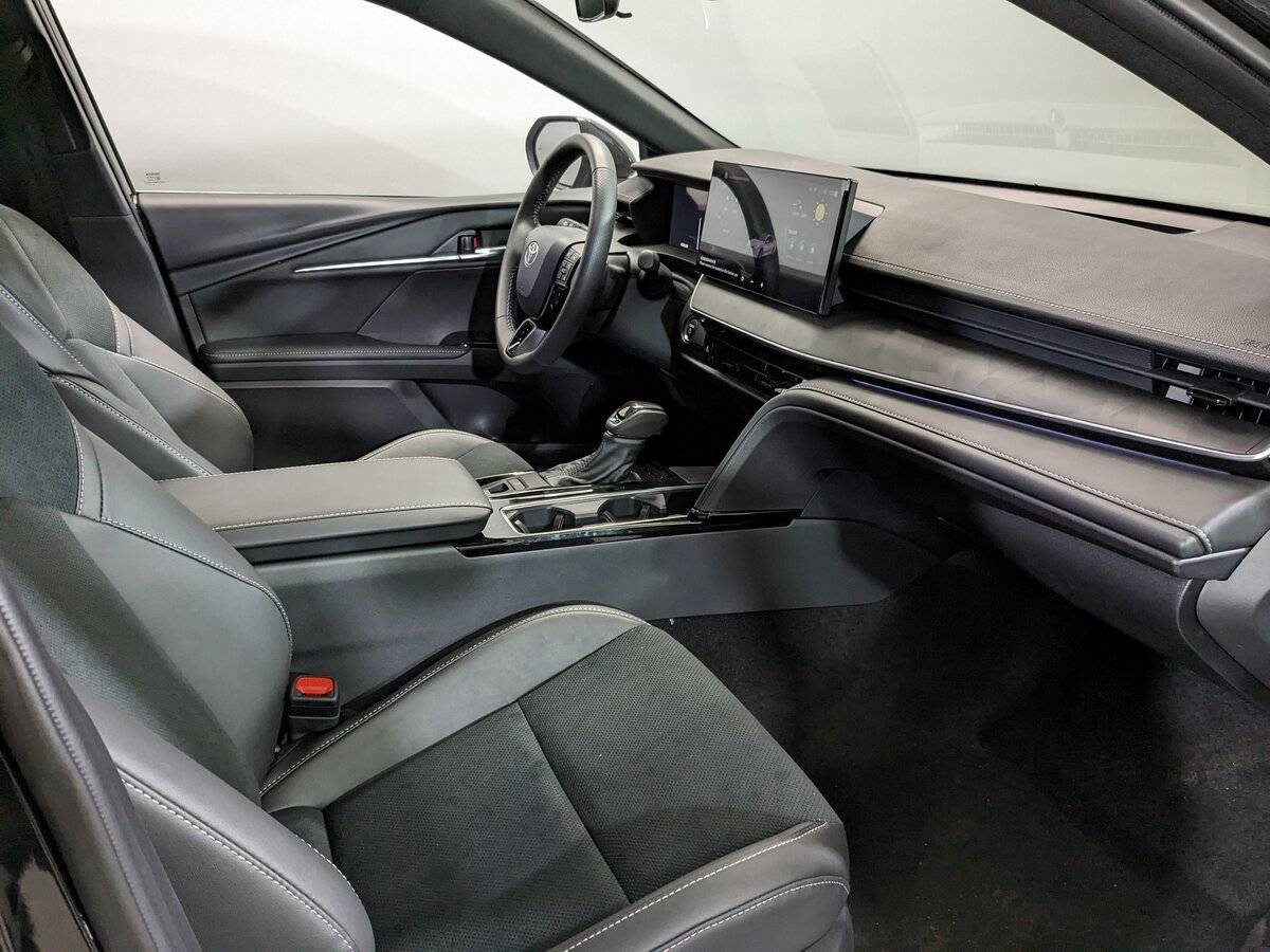 Купить Toyota Camry с пробегом. Фото: #8
