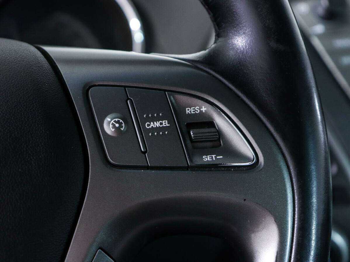 Купить Hyundai ix35 с пробегом. Фото: #19