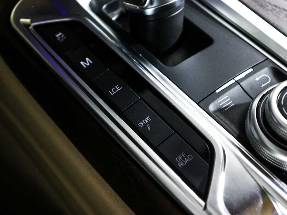 Купить Maserati Levante с пробегом. Фото: #26