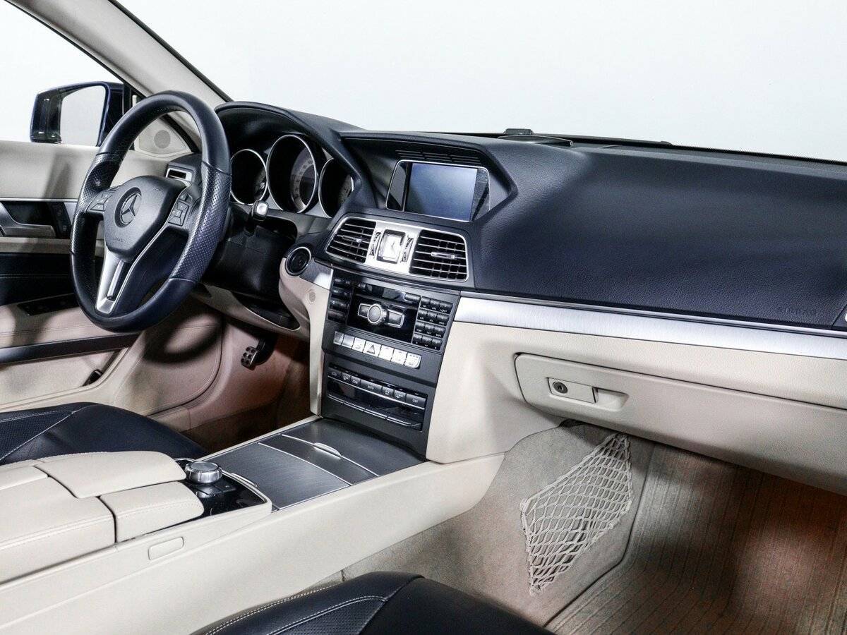 Купить Mercedes-Benz E-Класс с пробегом. Фото: #4