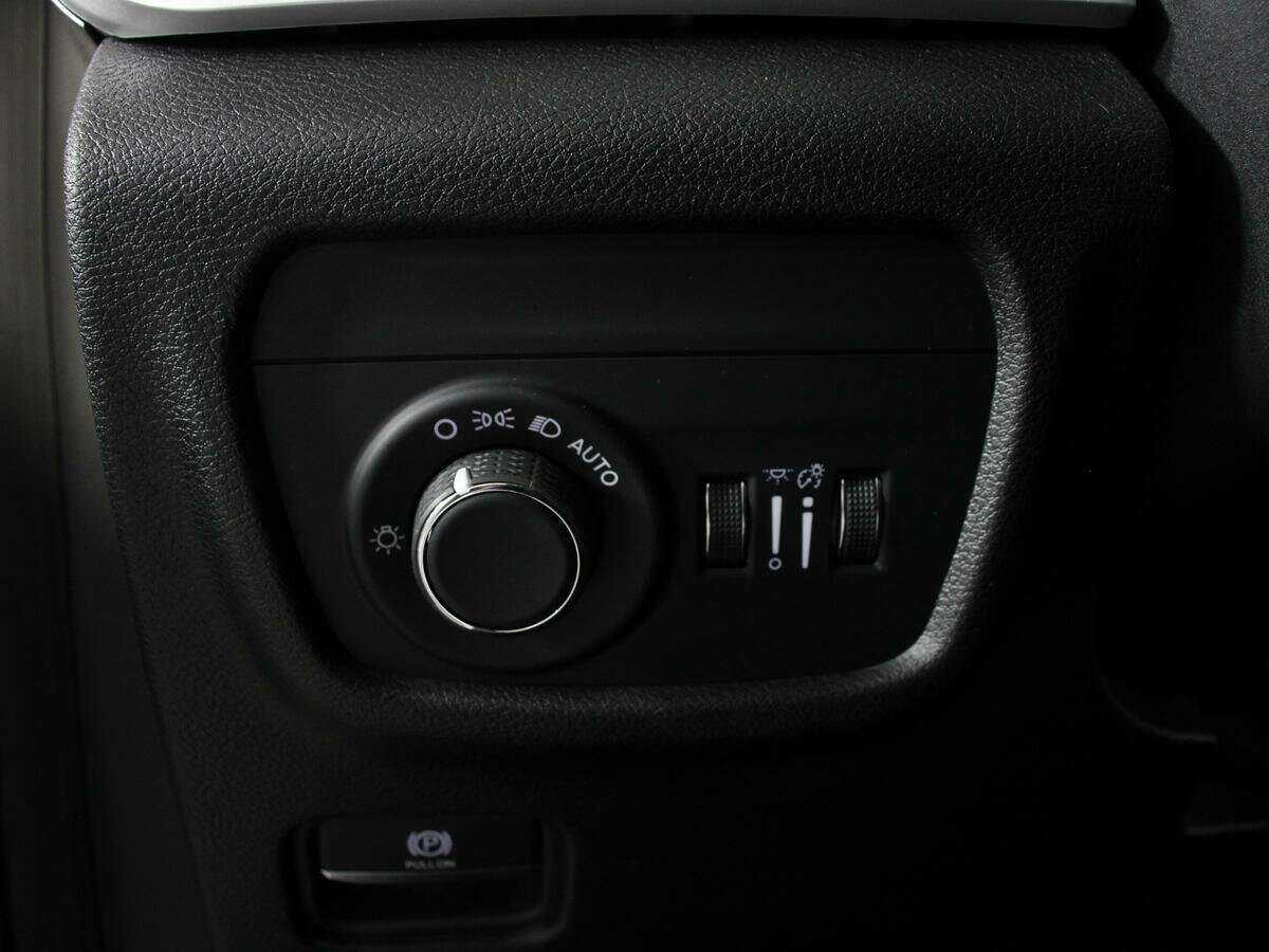 Купить Jeep Grand Cherokee с пробегом. Фото: #19