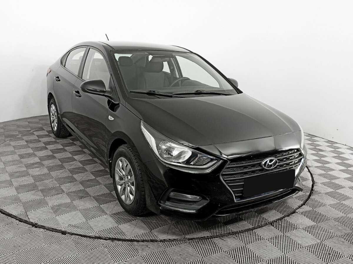 Купить Hyundai Solaris с пробегом. Фото: #2
