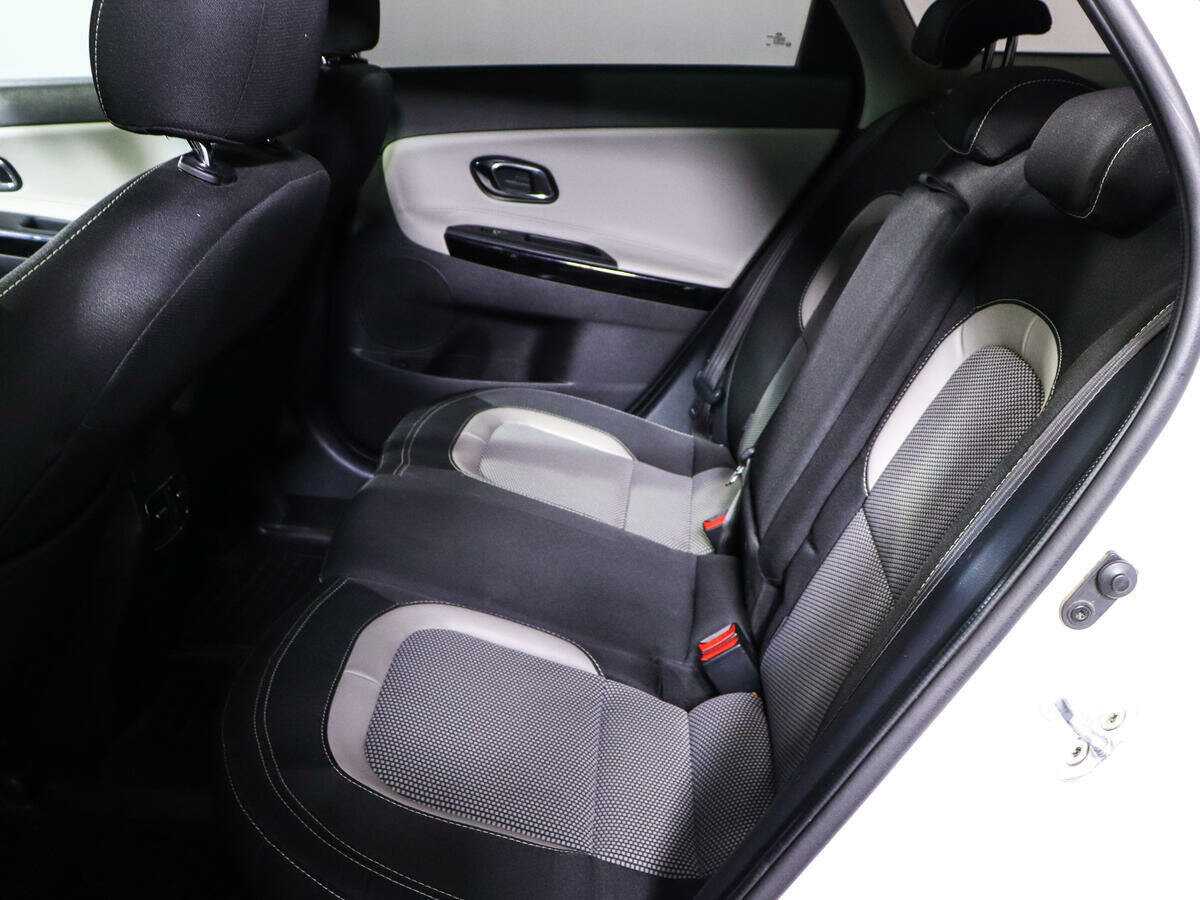 Купить Kia Ceed с пробегом. Фото: #7