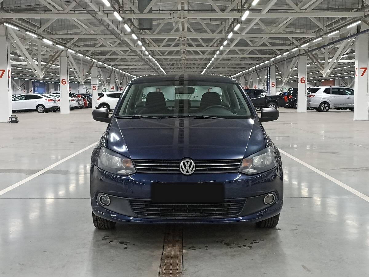 Купить Volkswagen Polo с пробегом. Фото: #1