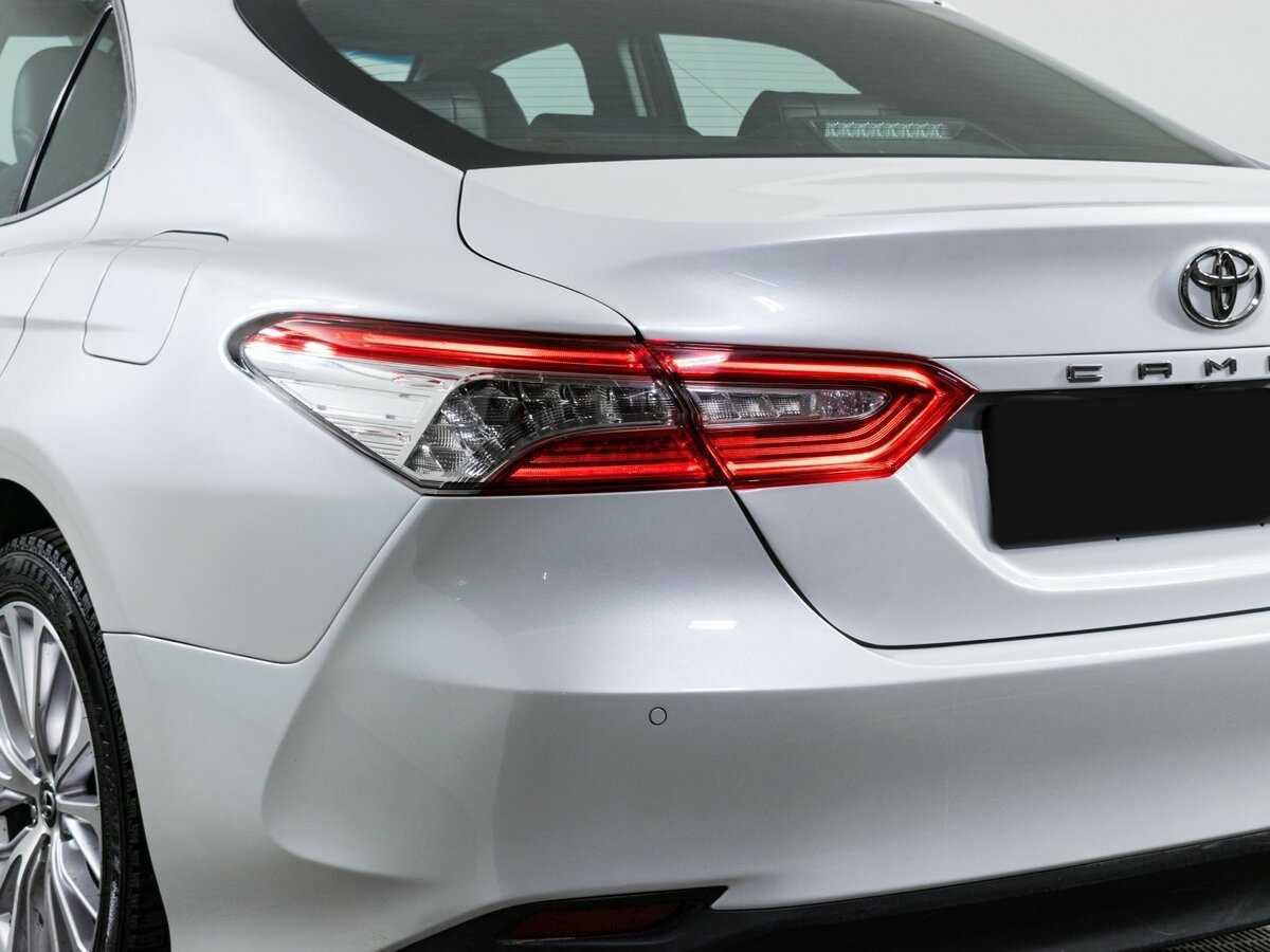 Купить Toyota Camry с пробегом. Фото: #21