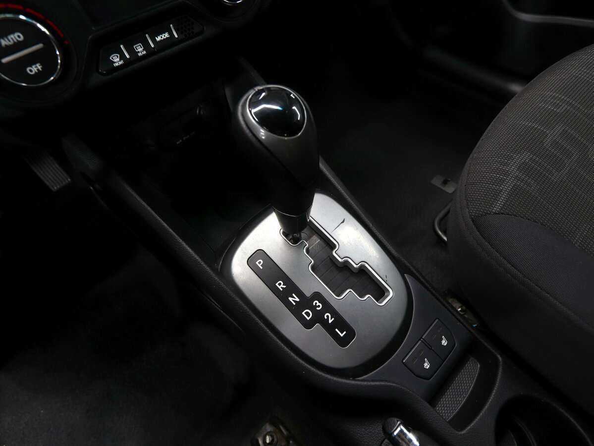 Купить Kia Rio с пробегом. Фото: #15