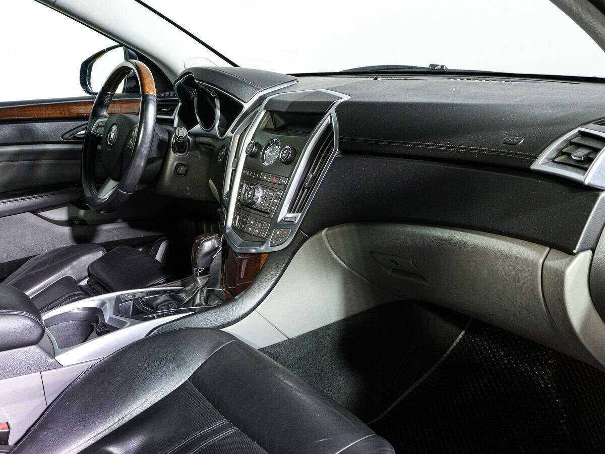Купить Cadillac SRX с пробегом. Фото: #8