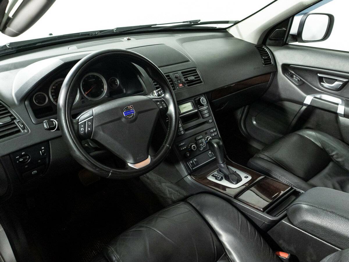 Купить Volvo XC90 с пробегом. Фото: #10