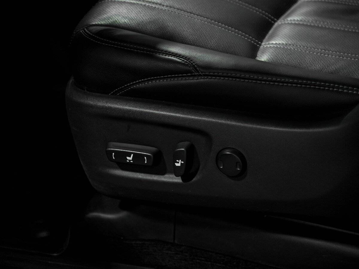 Купить Toyota Land Cruiser Prado с пробегом. Фото: #19