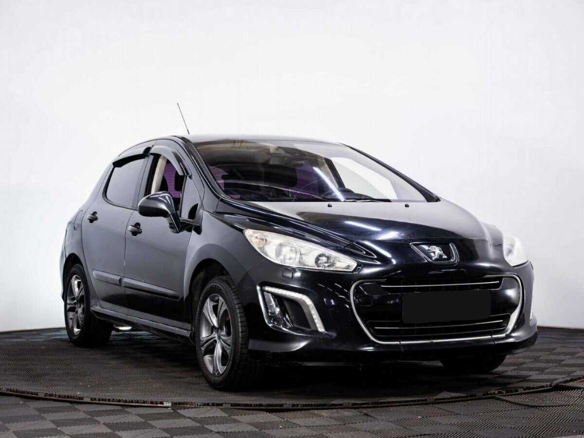 Купить Peugeot 308 с пробегом. Фото: #2