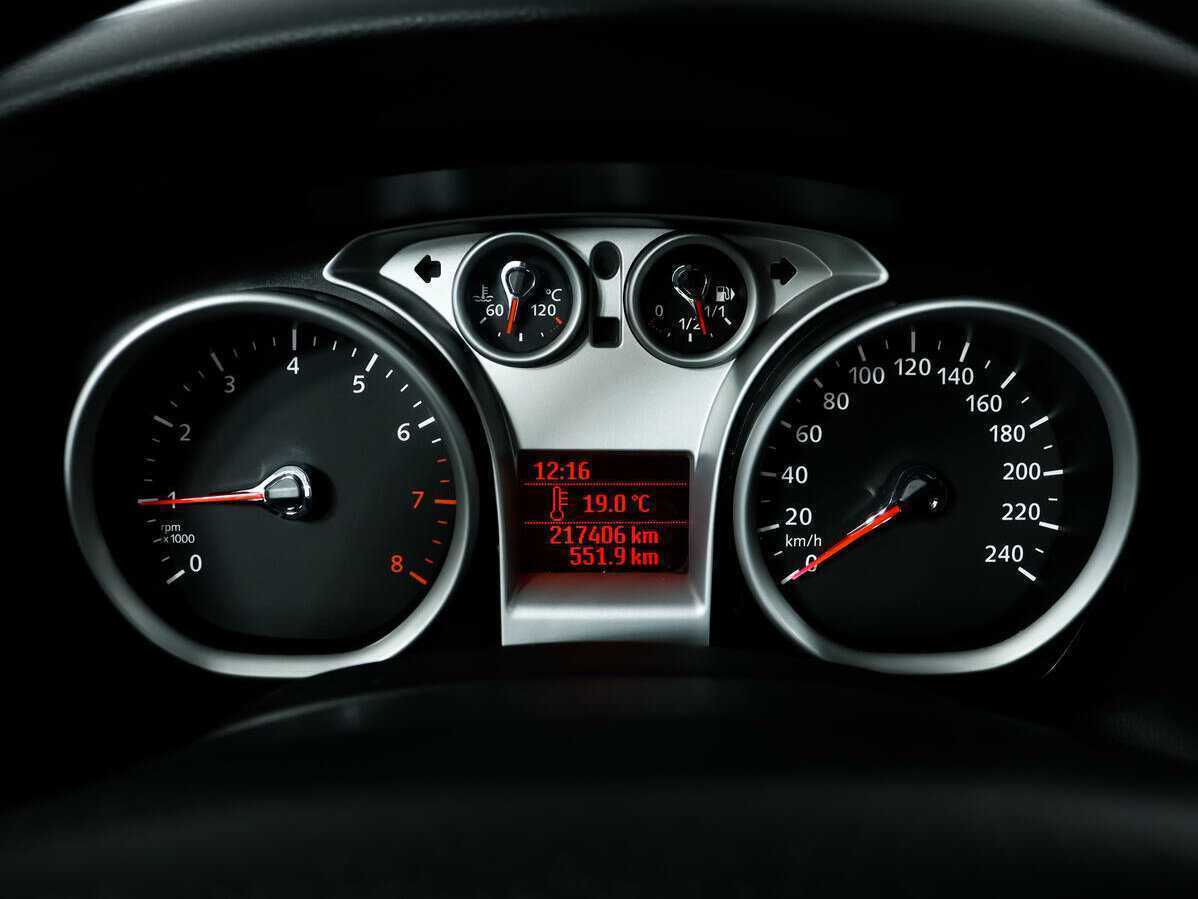 Купить Ford Focus с пробегом. Фото: #7