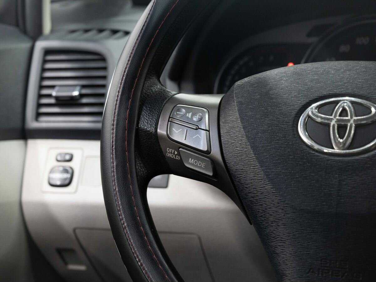 Купить Toyota Venza с пробегом. Фото: #16