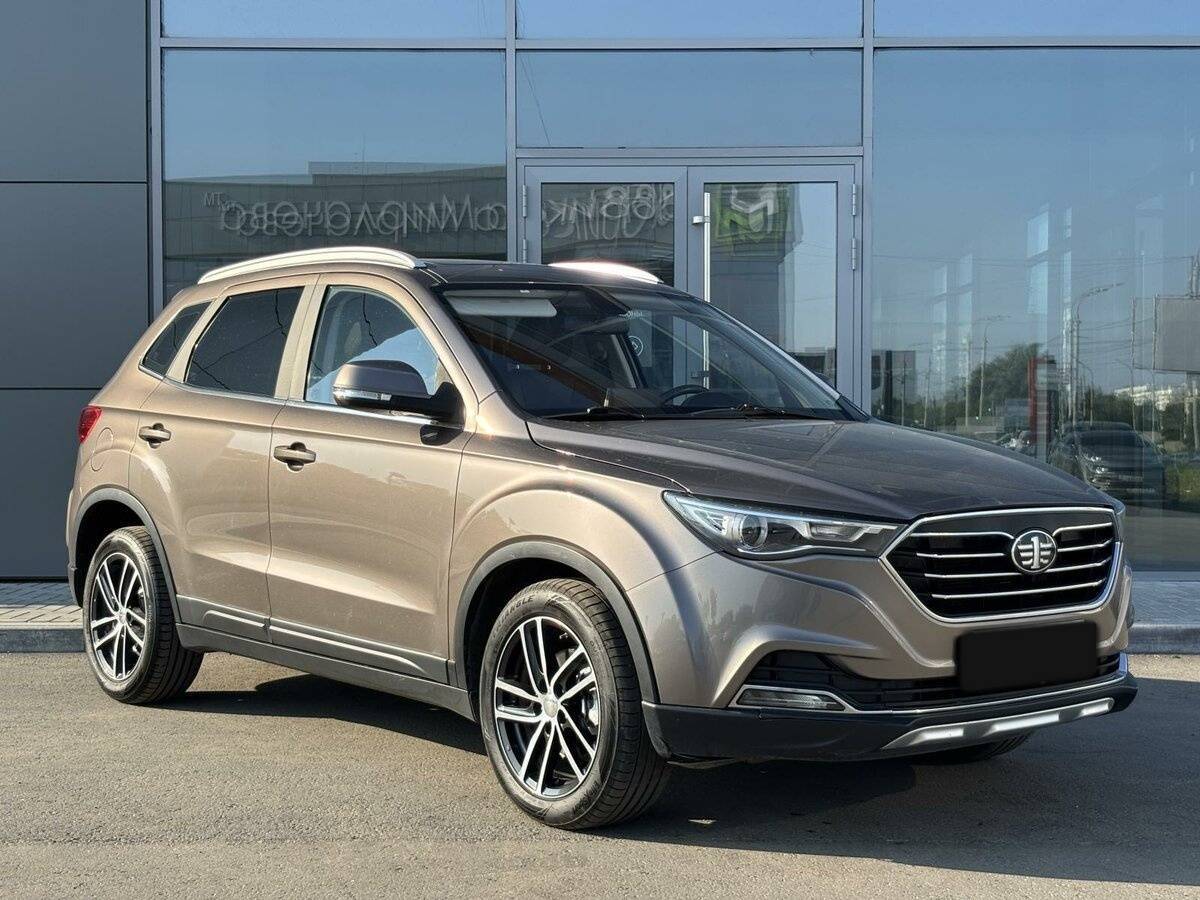 Купить FAW Besturn X40 с пробегом. Посмотреть фото