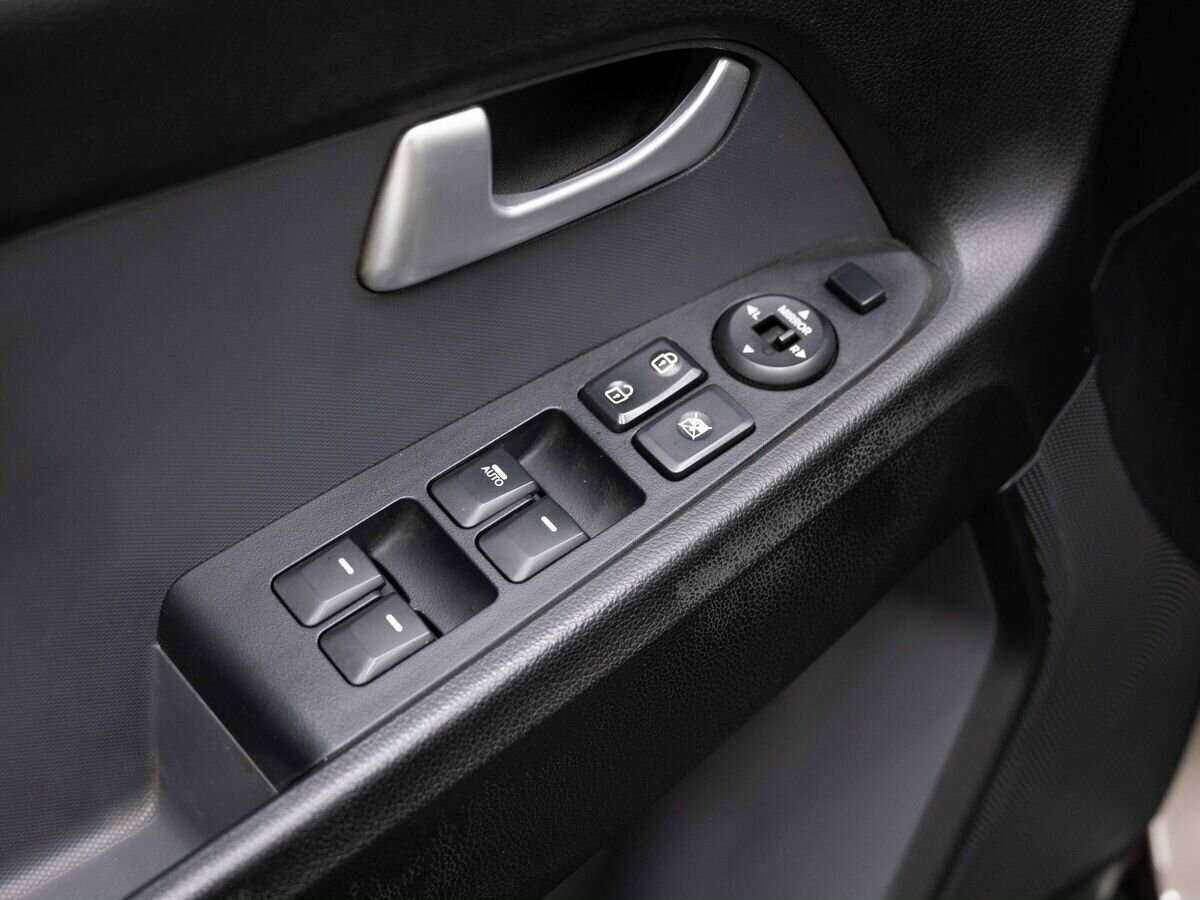 Купить Kia Sportage с пробегом. Фото: #17
