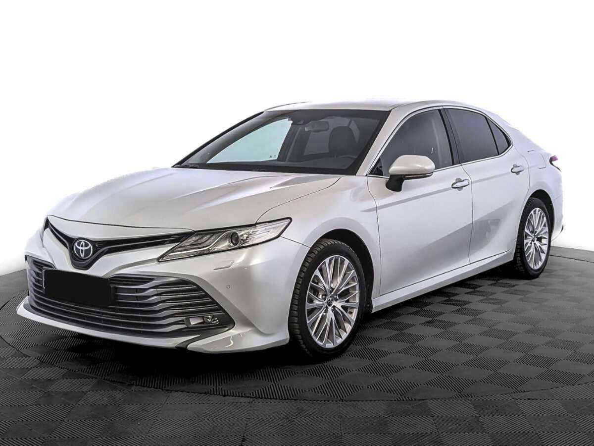 Купить Toyota Camry с пробегом. Фото: #0