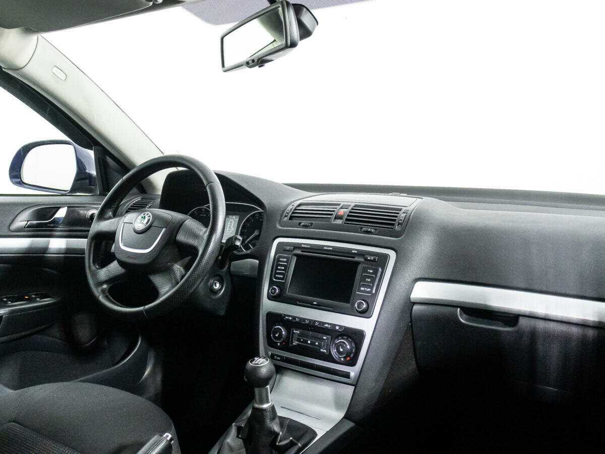 Купить Skoda Octavia с пробегом. Фото: #8