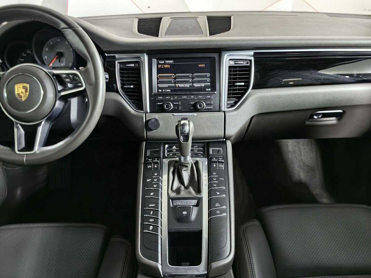 Купить Porsche Macan с пробегом. Фото: #8