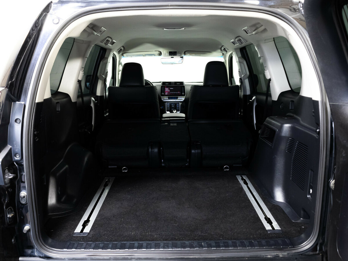 Купить Toyota Land Cruiser Prado с пробегом. Фото: #28