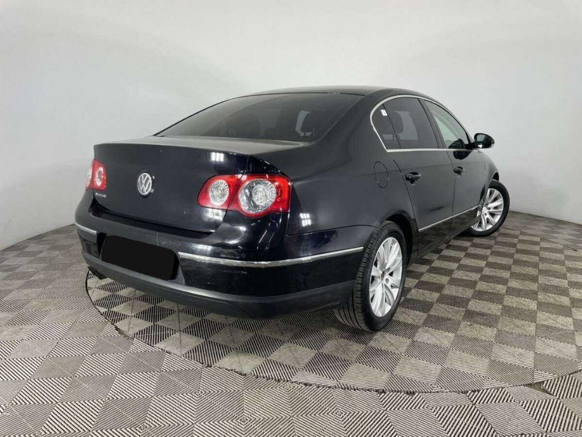 Купить Volkswagen Passat с пробегом. Фото: #5