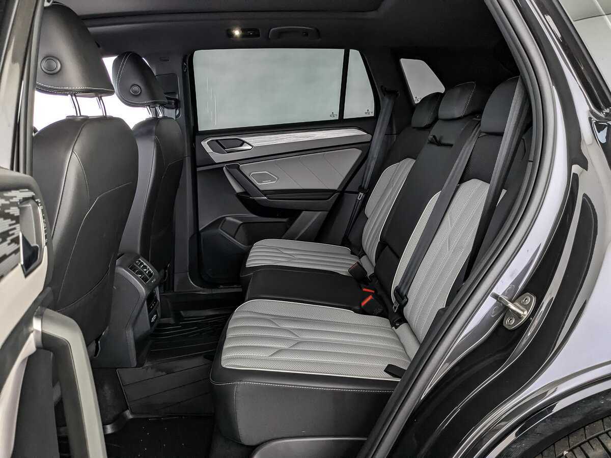 Купить Volkswagen Tayron с пробегом. Фото: #13