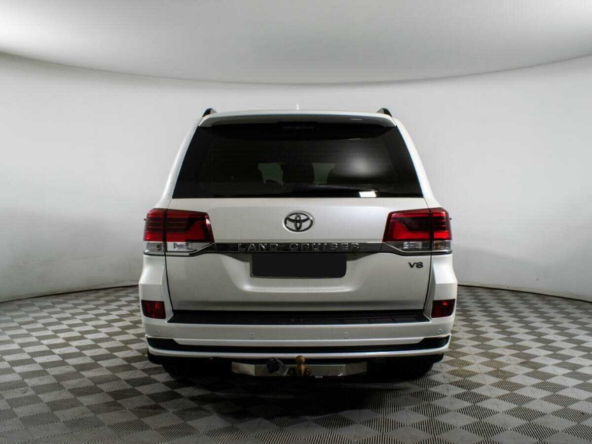Купить Toyota Land Cruiser с пробегом. Фото: #4