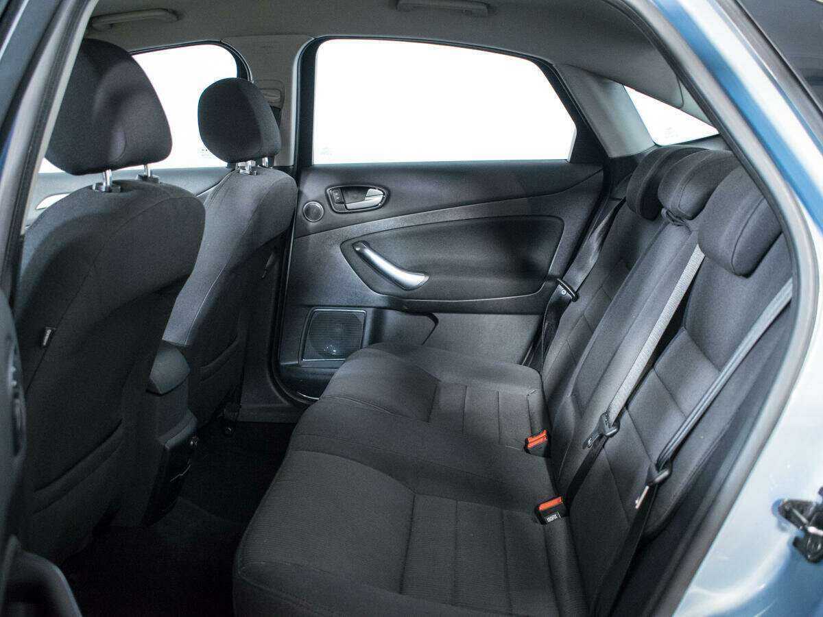 Купить Ford Mondeo с пробегом. Фото: #9