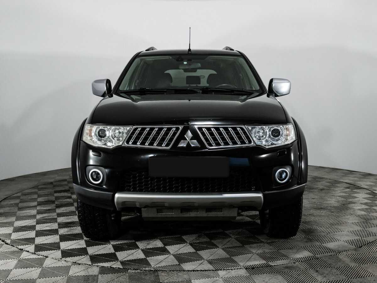 Купить Mitsubishi Pajero Sport с пробегом. Фото: #1