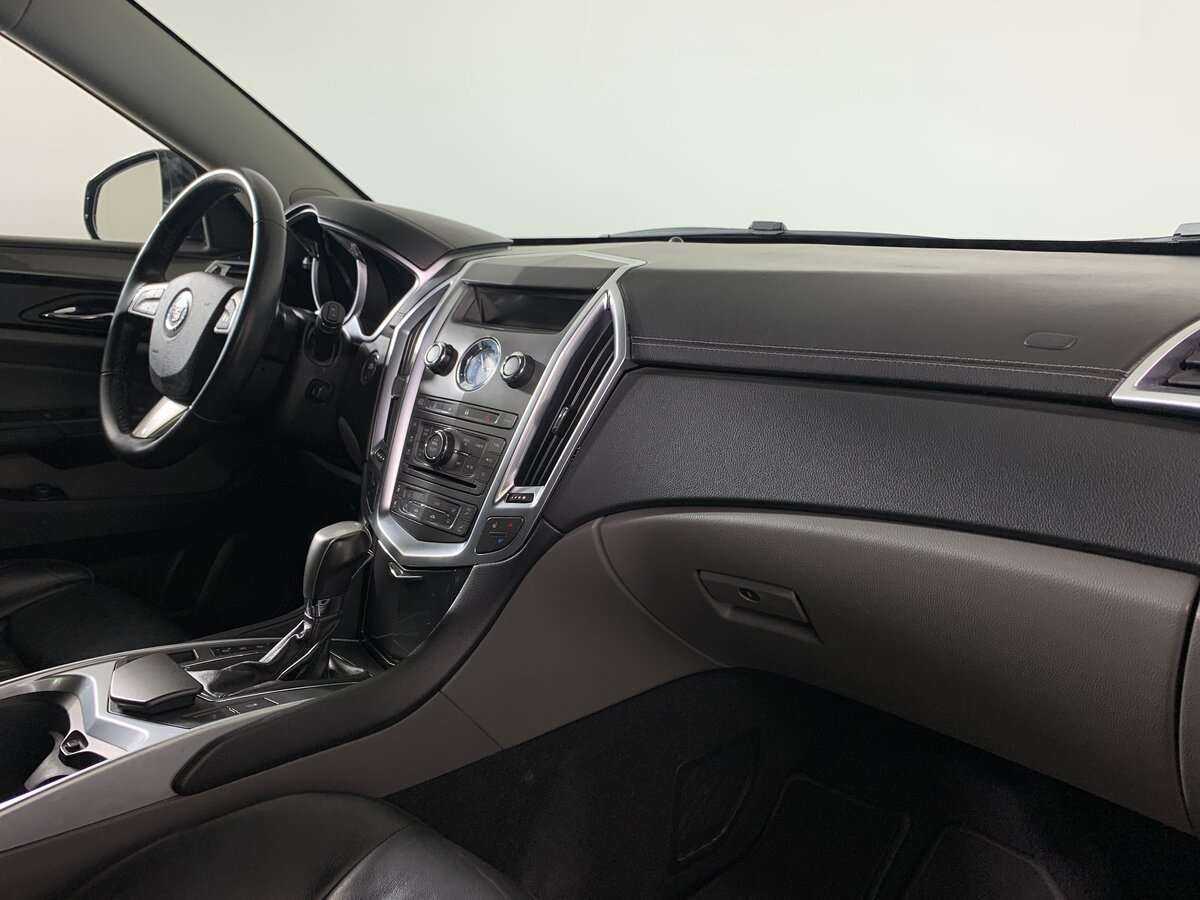 Купить Cadillac SRX с пробегом. Фото: #10