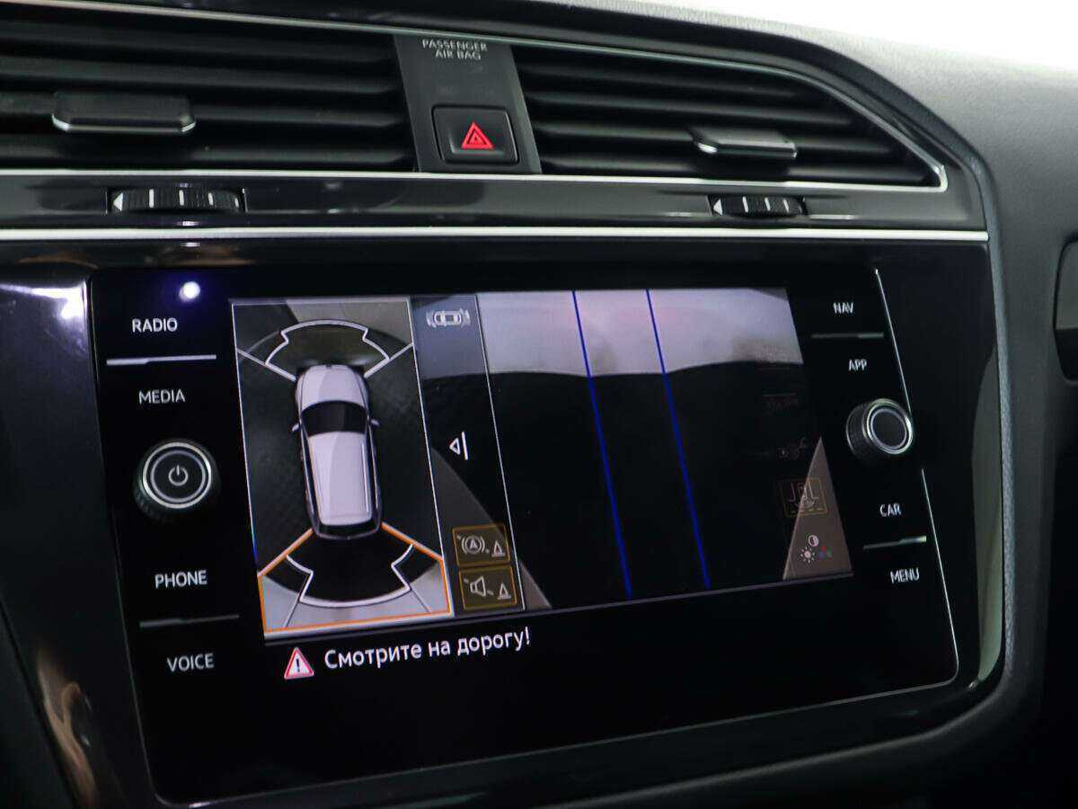 Купить Volkswagen Tiguan с пробегом. Фото: #17