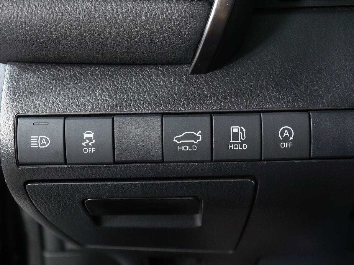 Купить Toyota Camry с пробегом. Фото: #16