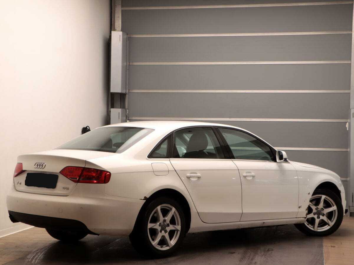 Купить Audi A4 с пробегом. Фото: #3