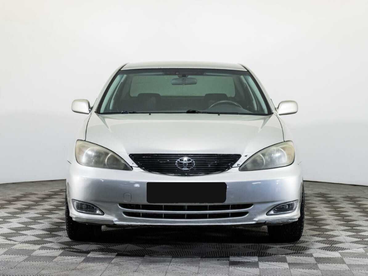Купить Toyota Camry с пробегом. Фото: #1