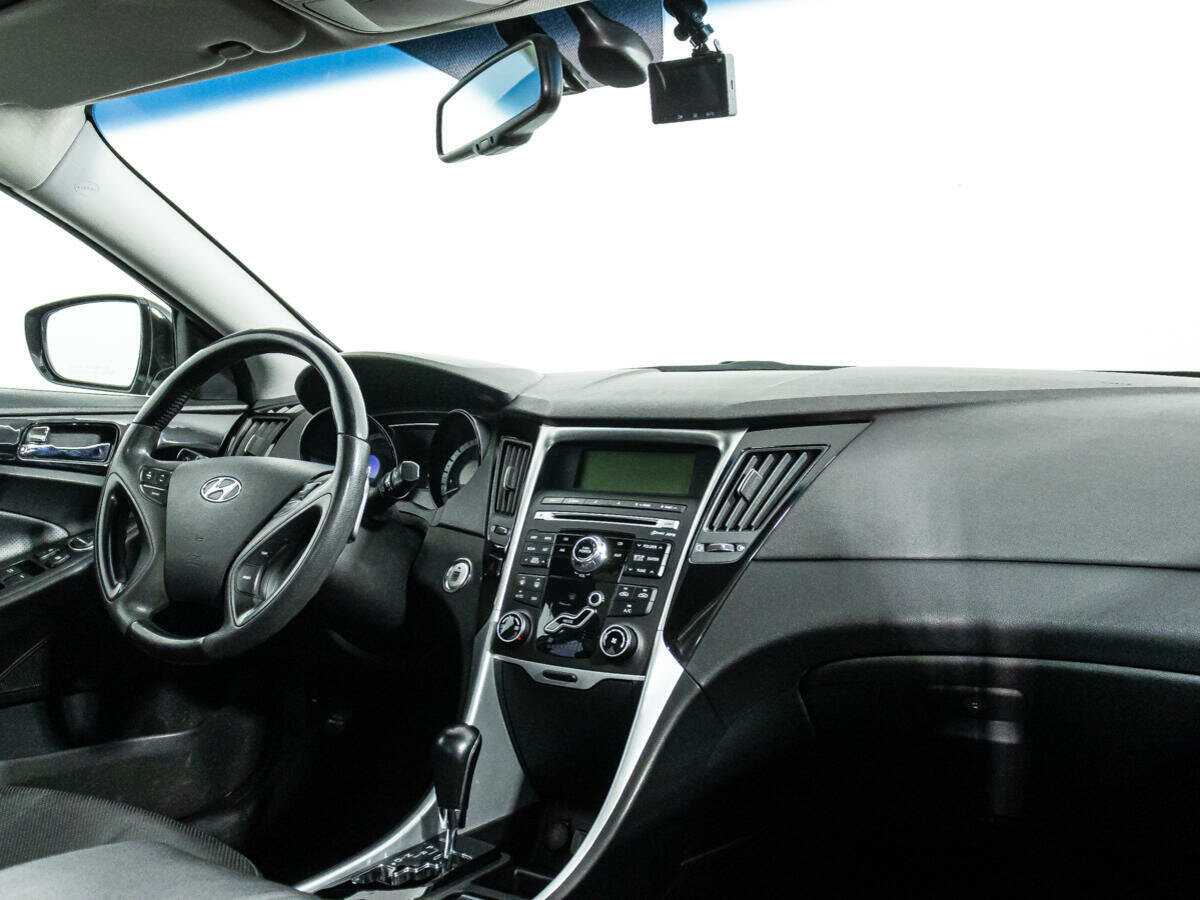 Купить Hyundai Sonata с пробегом. Фото: #8