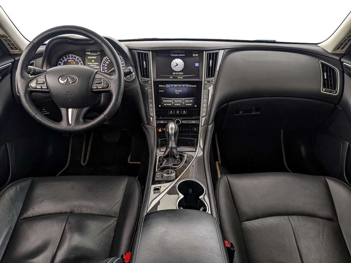 Купить Infiniti Q50 с пробегом. Фото: #9