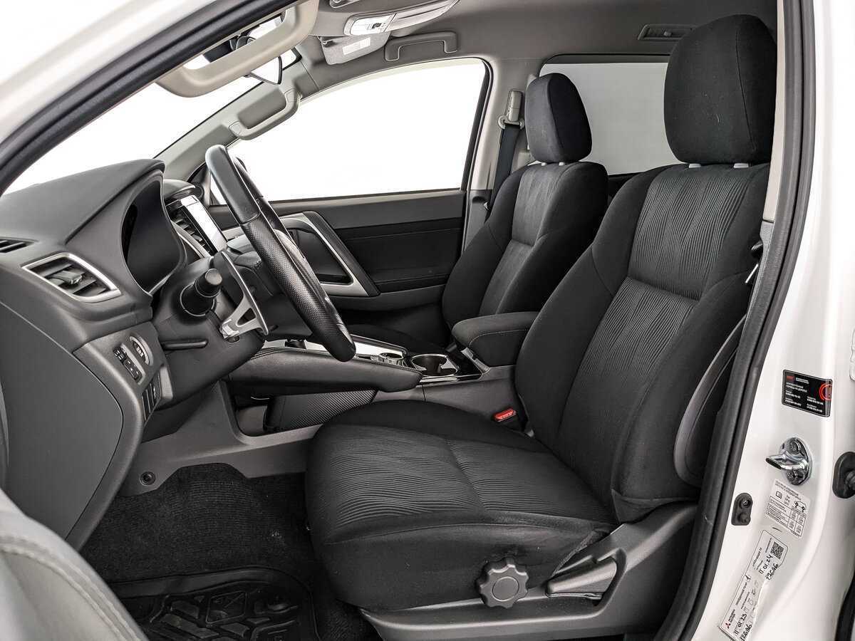 Купить Mitsubishi Pajero Sport с пробегом. Фото: #15