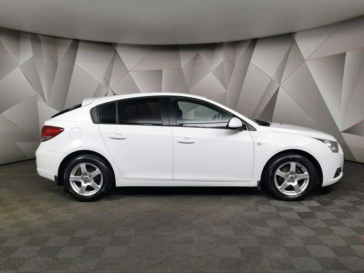 Купить Chevrolet Cruze с пробегом. Фото: #5