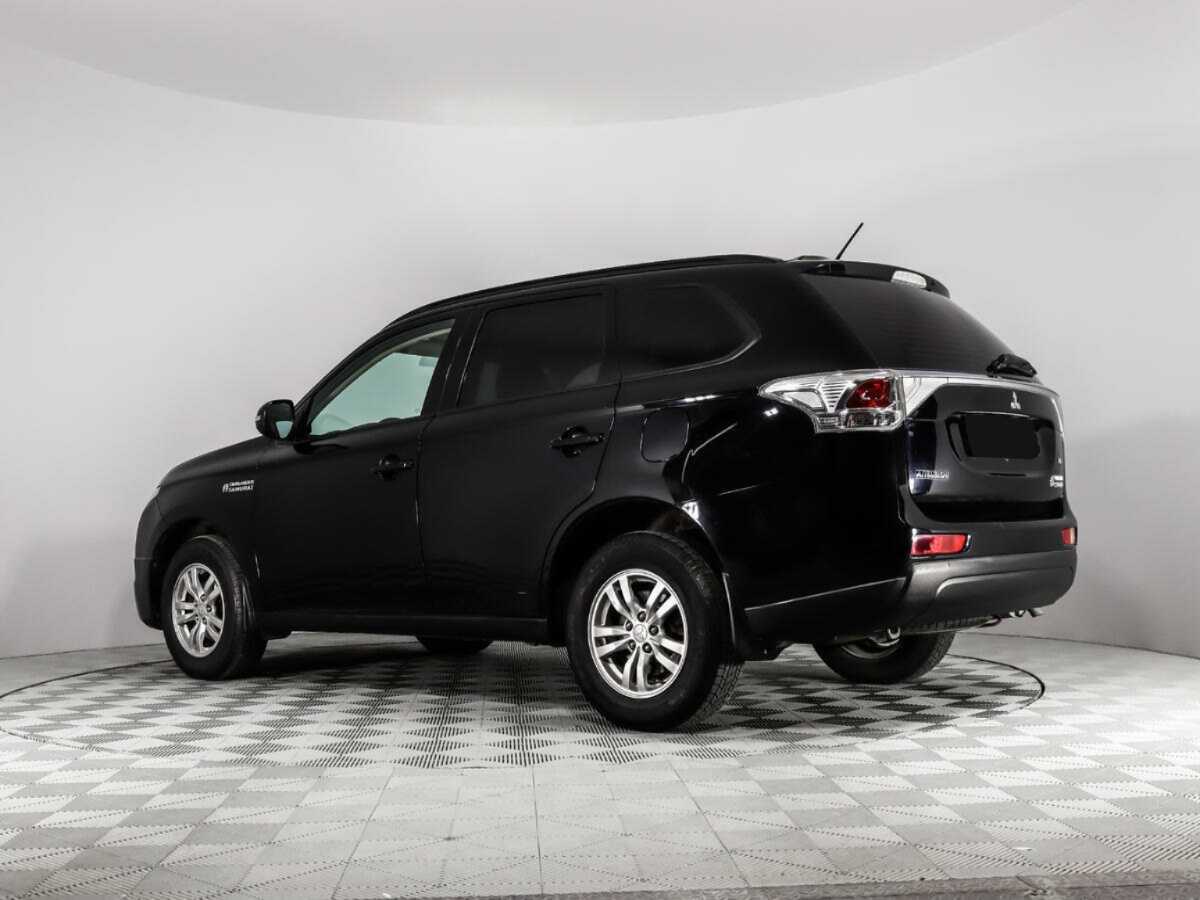 Купить Mitsubishi Outlander с пробегом. Фото: #6