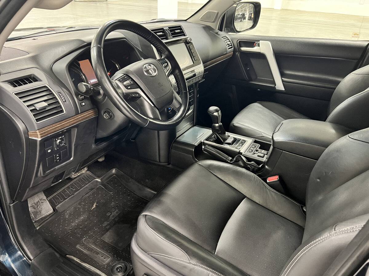 Купить Toyota Land Cruiser Prado с пробегом. Фото: #15