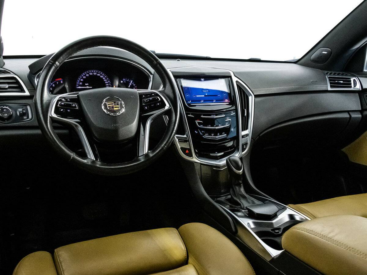Купить Cadillac SRX с пробегом. Фото: #10