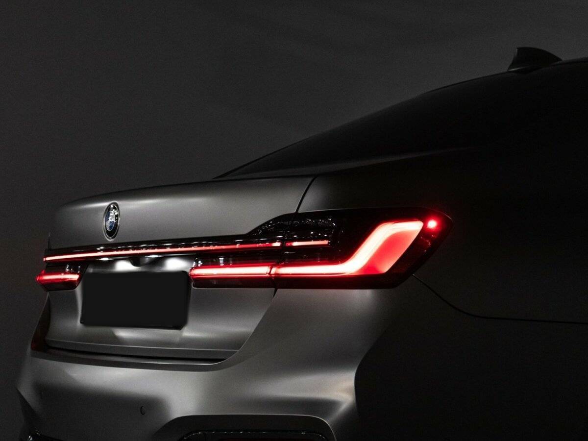 Купить BMW 7 серии с пробегом. Фото: #35