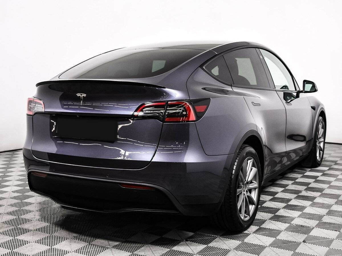 Купить Tesla Model Y с пробегом. Фото: #4