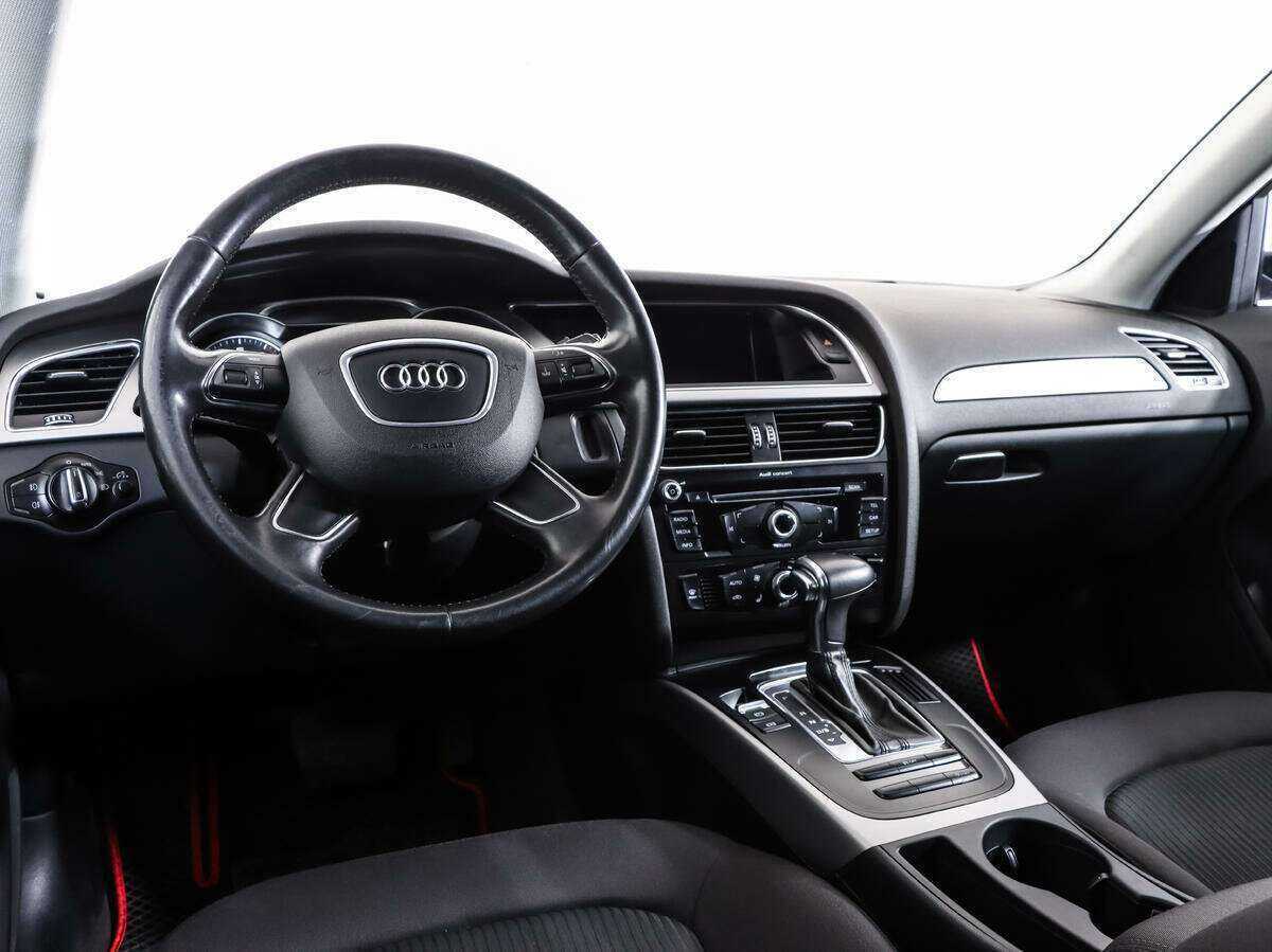 Купить Audi A4 с пробегом. Фото: #10