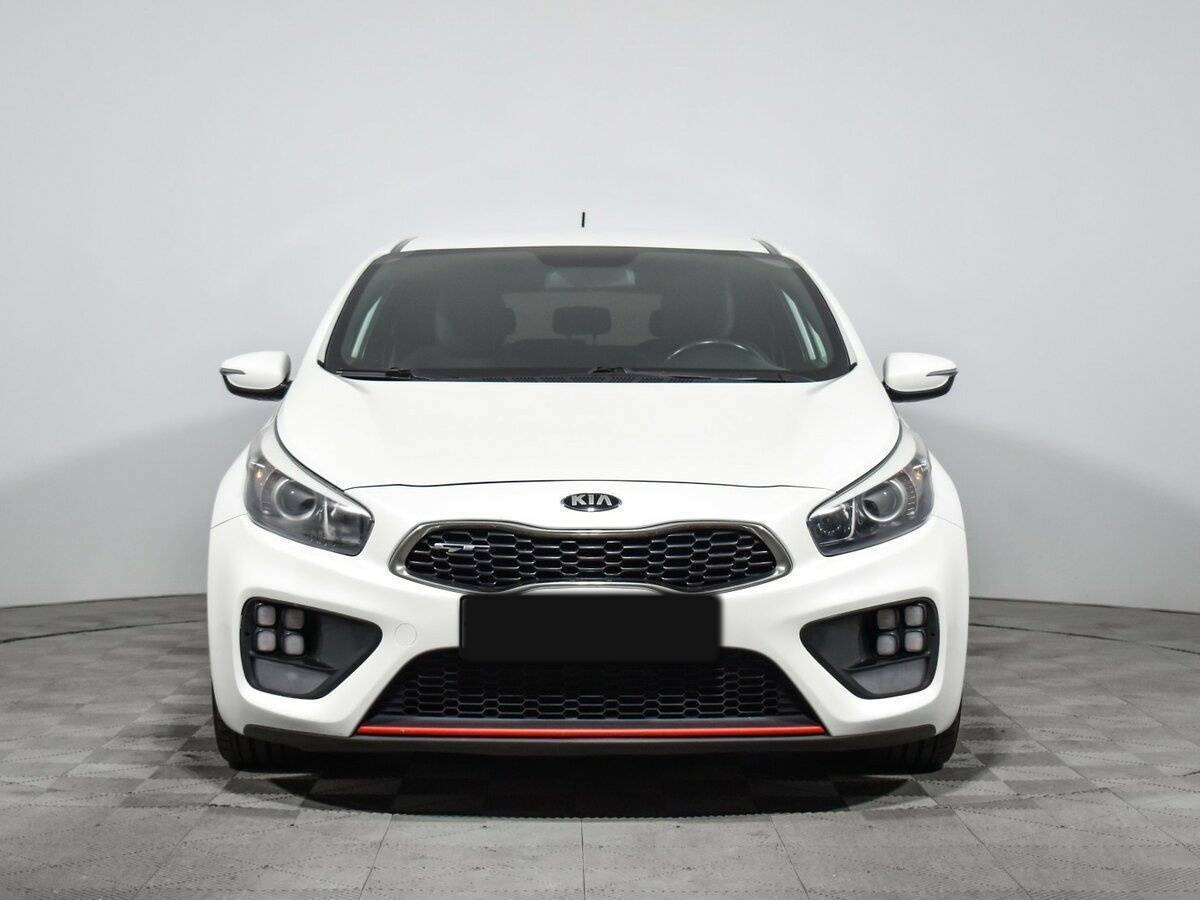 Купить Kia Ceed GT с пробегом. Фото: #1