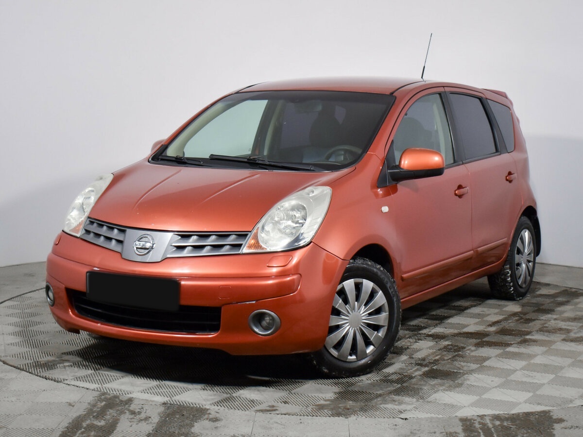 Купить Nissan Note с пробегом. Посмотреть фото