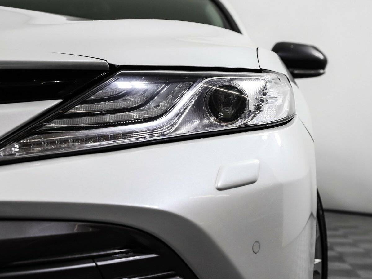 Купить Toyota Camry с пробегом. Фото: #15