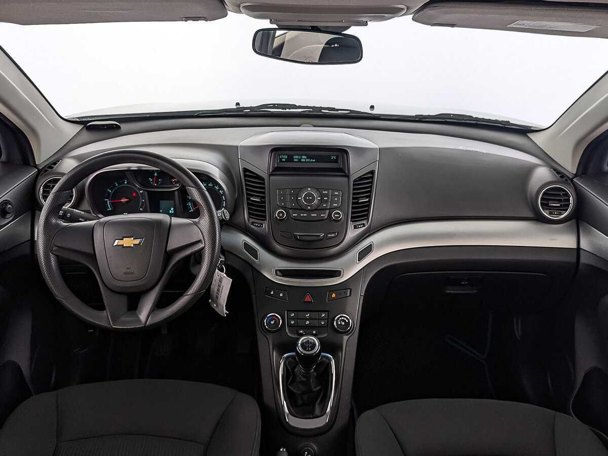 Купить Chevrolet Orlando с пробегом. Фото: #13