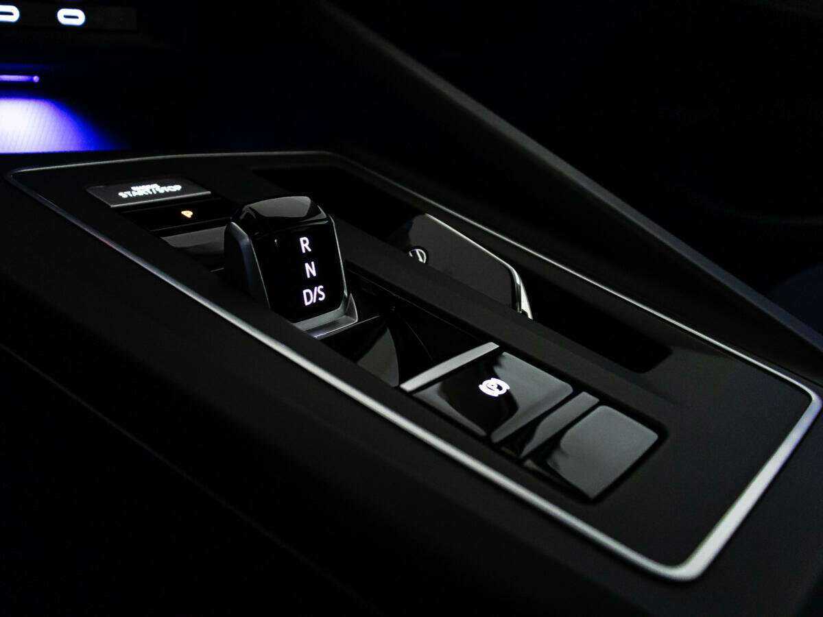 Купить Volkswagen Golf с пробегом. Фото: #22